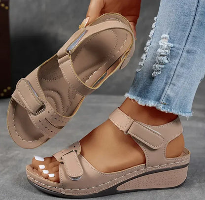 Sandales à brides pour femmes marron biege